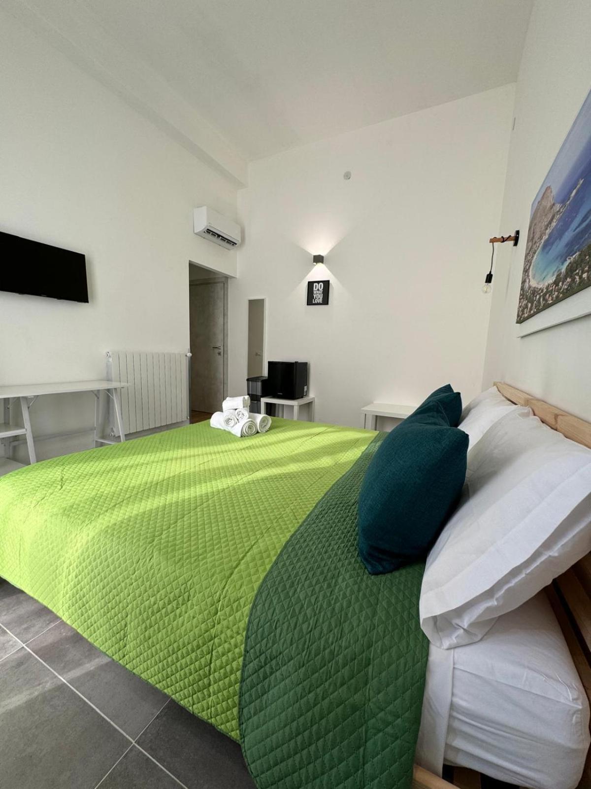 My Happy Place Rooms ปาแลร์โม ภายนอก รูปภาพ
